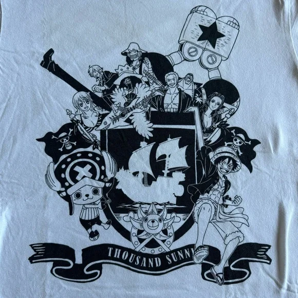 Uniqlo One Piece T-shirt Bundle - Picture 2 of 7